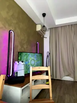 AvaGianna online show from 11-13-25, 04:39