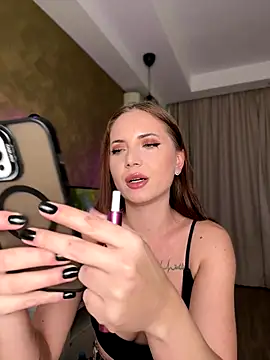 AvaGianna online show from 11-19-25, 04:29