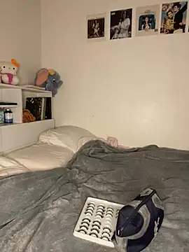 milkyhonybaby online show from 09-25-25, 01:15