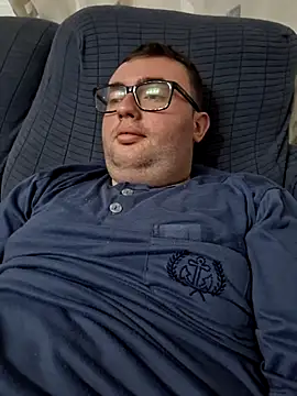 Javier bear online show from 04-04-26, 09:01