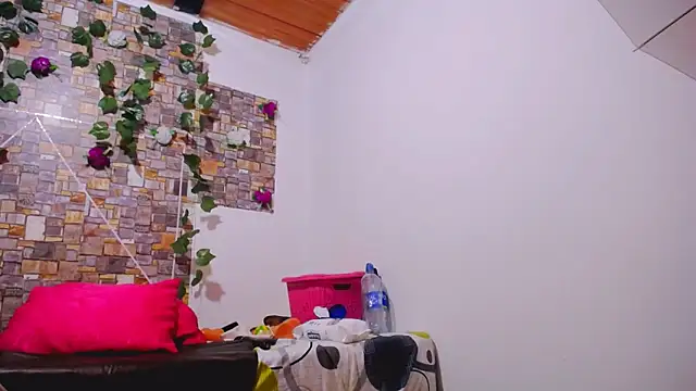 MaidenGame online show from 12-18-25, 02:12