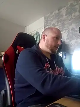 Snapshot of destructeur6 chatting on 12-02-25, 12:43 destructeur6 online show from 12-02-25, 12:43