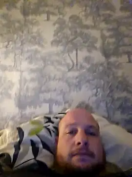 Snapshot of destructeur6 chatting on 12-05-25, 03:52 destructeur6 online show from 12-05-25, 03:52