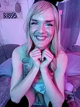 LillyAmore online show from 02-18-25, 10:25