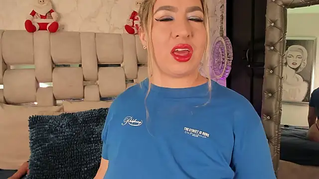 laura bassi online show from 11-30-25, 05:33