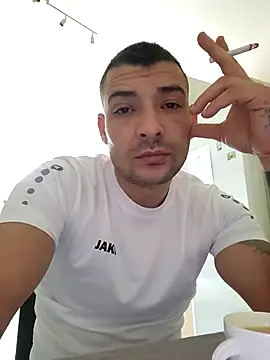 Zoltanioan26 online show from 11-29-25, 08:50