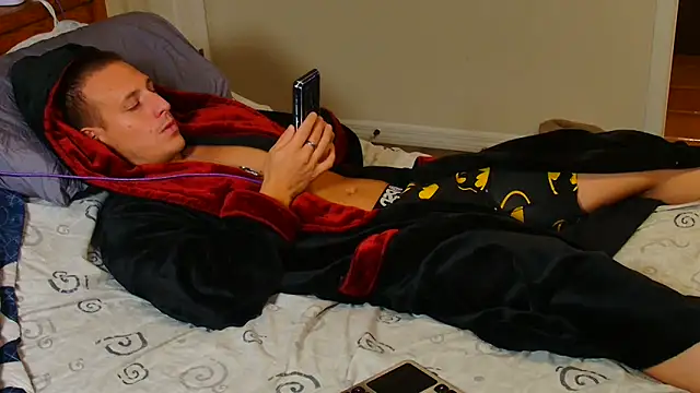 Snapshot of zack_Fisher chatting on 12-29-24, 09:52 zack Fisher online show from 12-29-24, 09:52