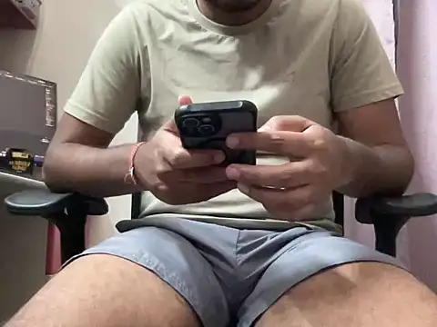 Snapshot of dhruv-sluppy chatting on 10-27-25, 01:37 dhruv-sluppy online show from 10-27-25, 01:37