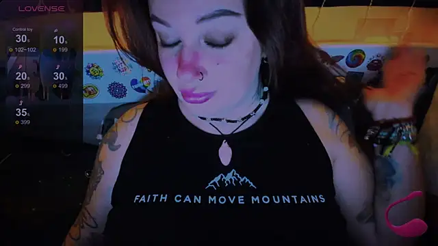 EllieOz online show from 12-12-24, 06:10
