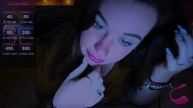 EllieOz online show from 12-14-24, 09:13