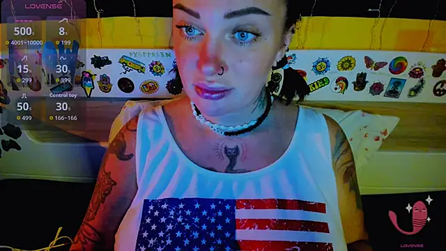 EllieOz online show from 11-23-25, 01:55