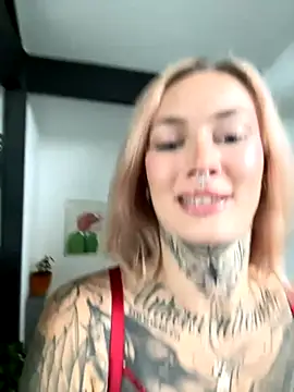 Stella-Kink online show from 10-08-25, 02:14