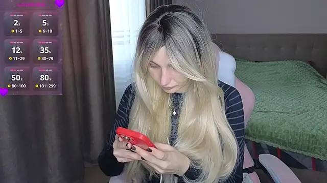 Snapshot of Yoda21 chatting on 11-14-25, 02:16 Yoda21 online show from 11-14-25, 02:16