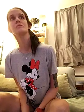 Snapshot of LauraBaby chatting on 11-29-25, 07:06 LauraBaby online show from 11-29-25, 07:06