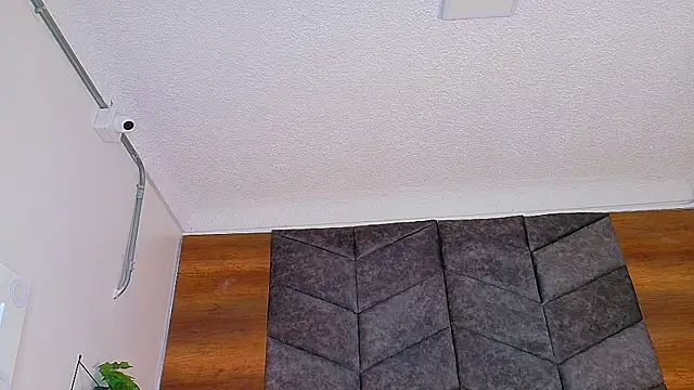 nahomi campbell online show from 10-27-25, 07:40