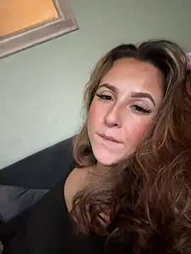Miss emilee online show from 12-17-24, 12:01