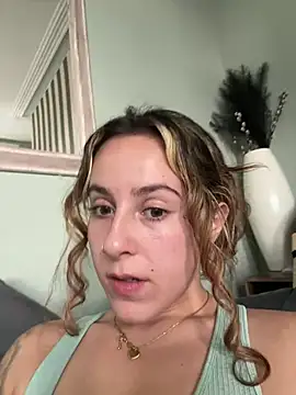 Miss emilee online show from 03-07-25, 01:40