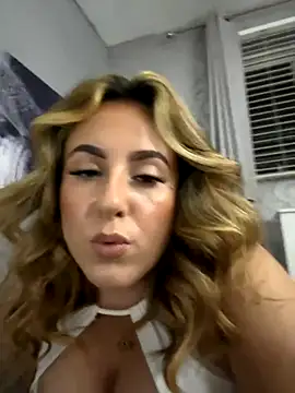 Miss emilee online show from 10-02-25, 09:44