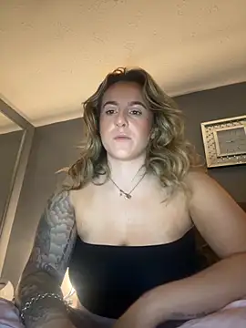 Miss emilee online show from 10-05-25, 09:13