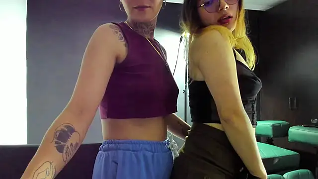 anaroman01 online show from 11-07-25, 01:38