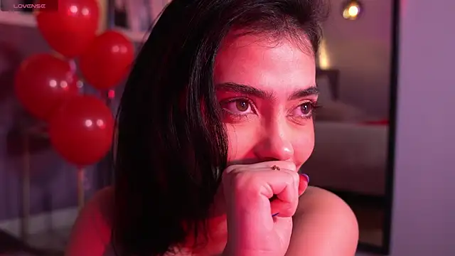 ElleDiane online show from 02-14-25, 04:15