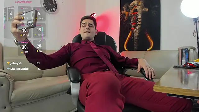 Snapshot of Nicolas_Fellener chatting on 12-17-25, 04:29 Nicolas Fellener online show from 12-17-25, 04:29