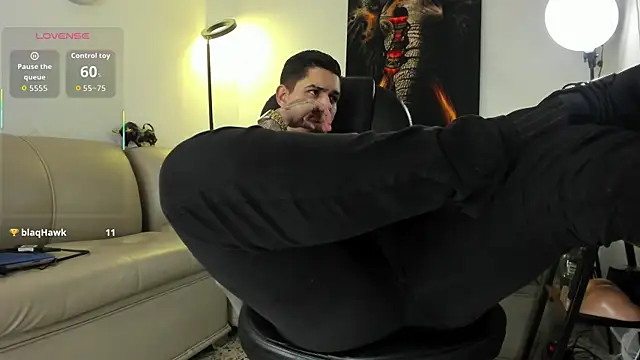 Snapshot of Nicolas_Fellener chatting on 01-07-26, 04:48 Nicolas Fellener online show from 01-07-26, 04:48