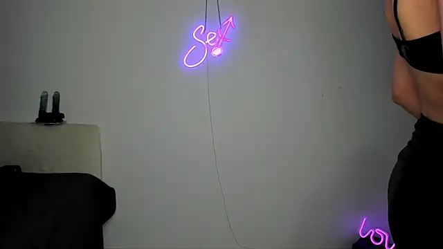 Bitch Coin online show from 11-10-25, 04:28