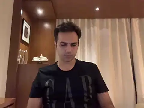 Snapshot of immog727 chatting on 12-29-24, 05:12 immog727 online show from 12-29-24, 05:12