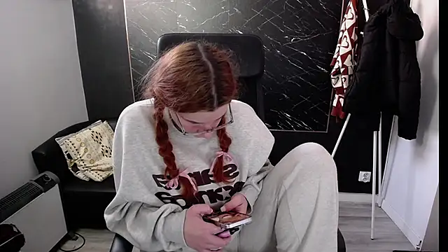 littleviki7 online show from 01-14-25, 09:45