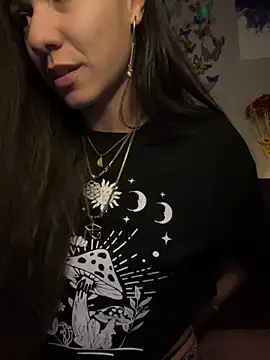  Neeka  online show from 11-11-25, 04:34