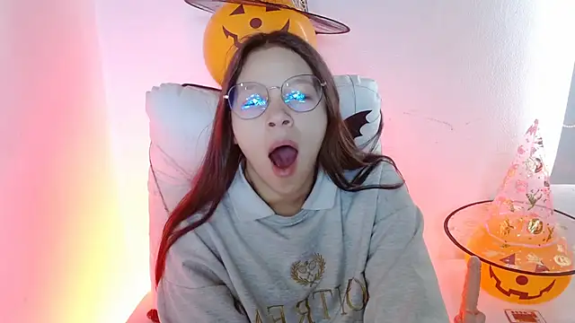 SamanthaRoldaan online show from 10-20-25, 02:17