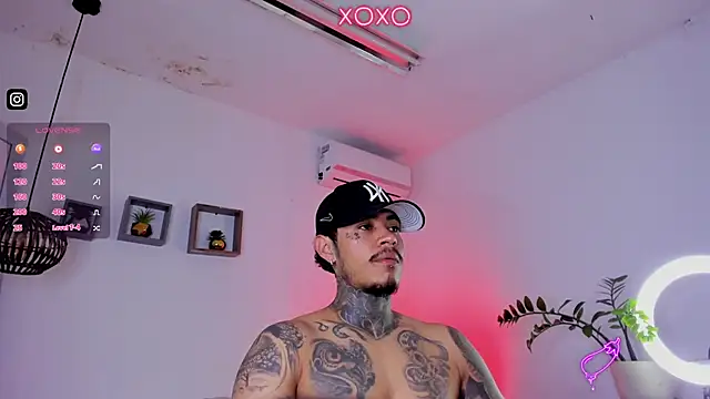 JordanSmiith  online show from 01-21-25, 12:04