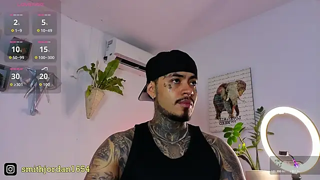 JordanSmiith  online show from 11-10-25, 09:03