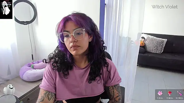 Snapshot of witchviolet chatting on 01-23-25, 09:50 witchviolet online show from 01-23-25, 09:50