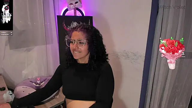 Snapshot of witchviolet chatting on 02-14-25, 03:00 witchviolet online show from 02-14-25, 03:00