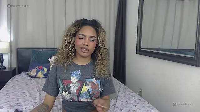 RobynKnight online show from 12-05-25, 06:55