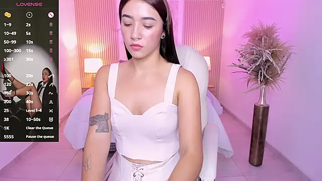 Antonella Grayy online show from 11-11-25, 11:10