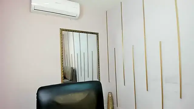 Nayariskaya online show from 10-12-25, 02:27