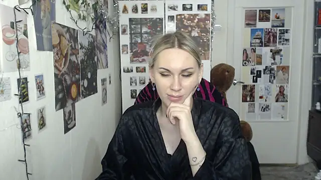 CapriScorpion online show from 12-26-24, 04:36