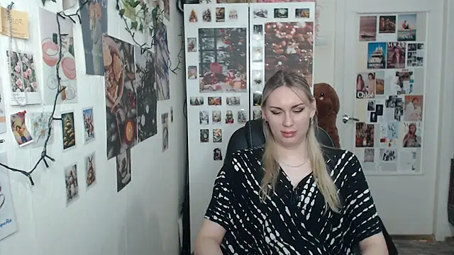 CapriScorpion online show from 01-17-25, 01:56