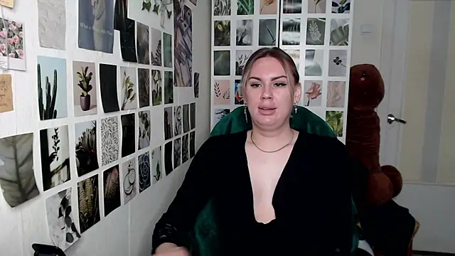 CapriScorpion online show from 09-19-25, 11:55