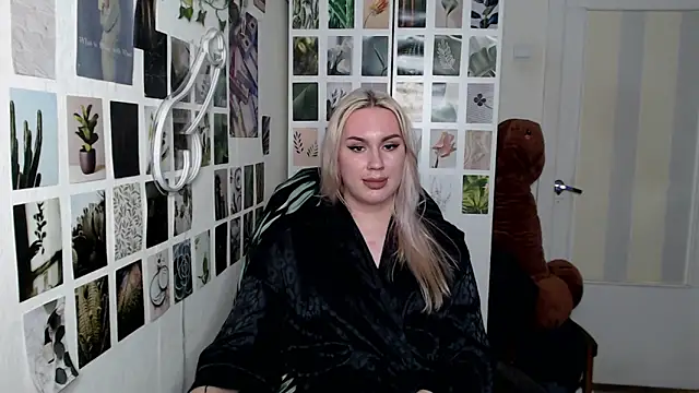 CapriScorpion online show from 11-02-25, 04:53