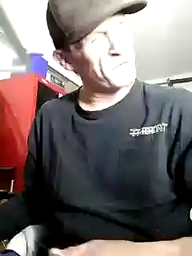 Snapshot of ironwood420 chatting on 12-31-24, 09:42 ironwood420 online show from 12-31-24, 09:42