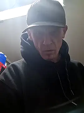 Snapshot of ironwood420 chatting on 01-20-25, 02:46 ironwood420 online show from 01-20-25, 02:46