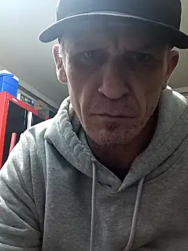 Snapshot of ironwood420 chatting on 02-10-25, 01:33 ironwood420 online show from 02-10-25, 01:33