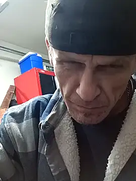 Snapshot of ironwood420 chatting on 02-11-25, 02:02 ironwood420 online show from 02-11-25, 02:02