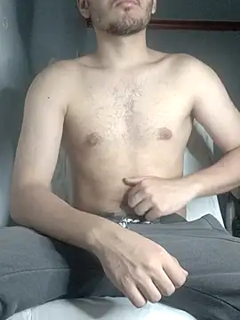 Snapshot of Arabian-B chatting on 11-27-25, 02:52 Arabian-B online show from 11-27-25, 02:52