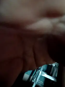 prettyboi6992 online show from 02-08-26, 04:27