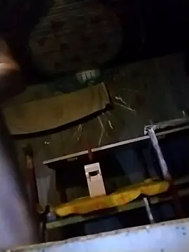 Snapshot of H-HLarry69 chatting on 11-27-25, 12:24 H-HLarry69 online show from 11-27-25, 12:24